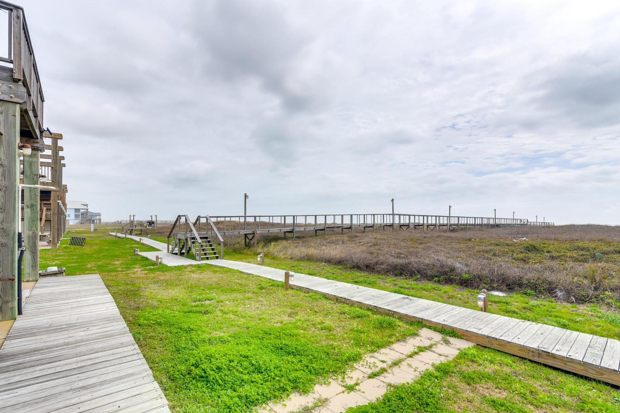 Ocean-View Surfside Home With Boardwalk To Beach! Surfside Beach Exterior foto