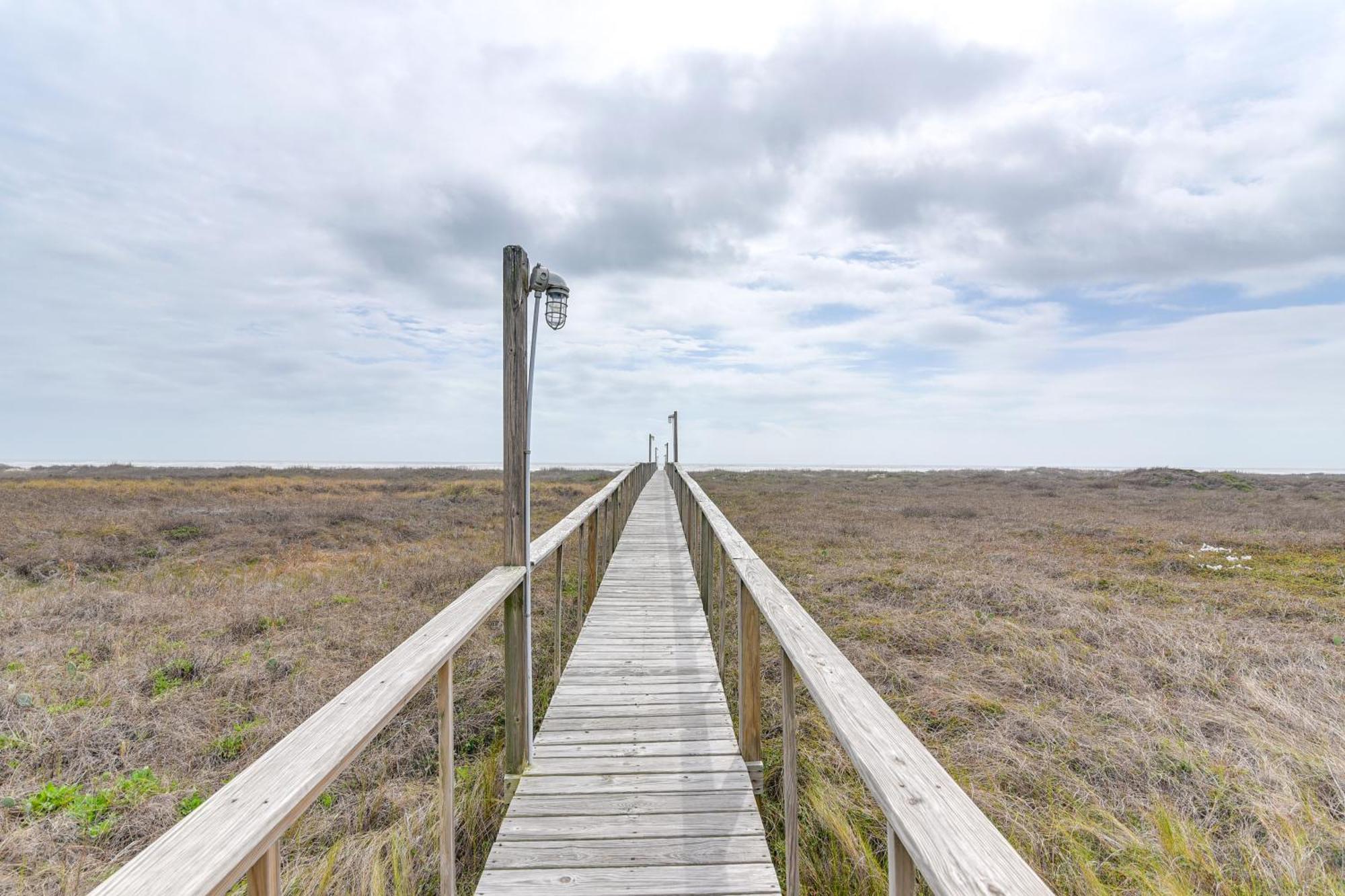 Ocean-View Surfside Home With Boardwalk To Beach! Surfside Beach Exterior foto
